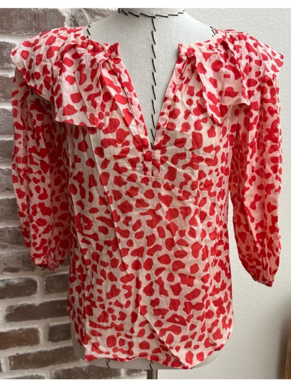 Diane Von Furstenberg Blouse Women’s 0 Balloon Puff Sleeve Animal Print DVF